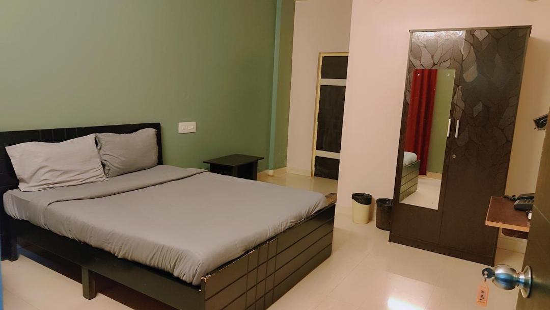 Metro Suites Bangalore Dış mekan fotoğraf